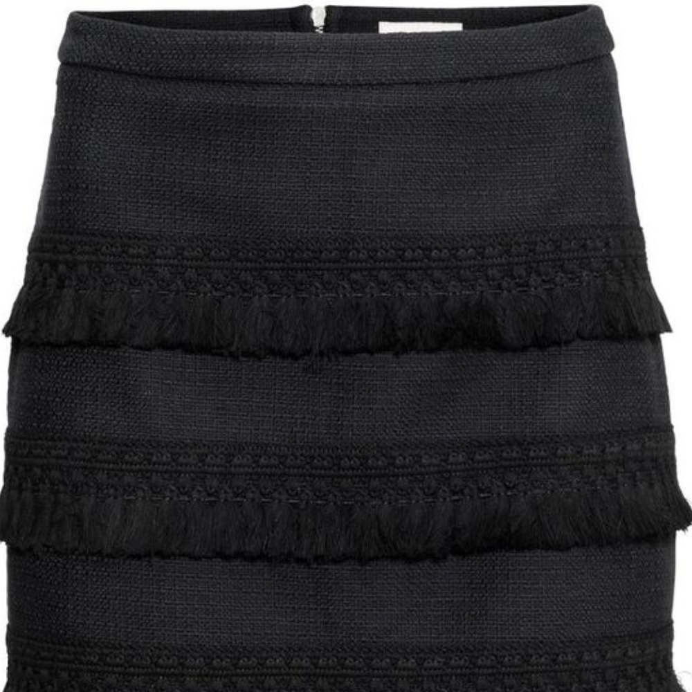 NWT Black Pencil Skirt with Tassel Trim Size 4 - Picture 3 of 5